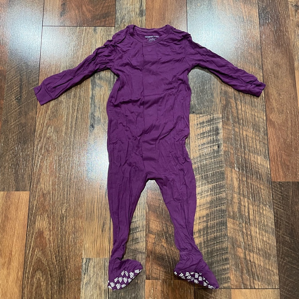 Magnetic Me Footie 9-12 months